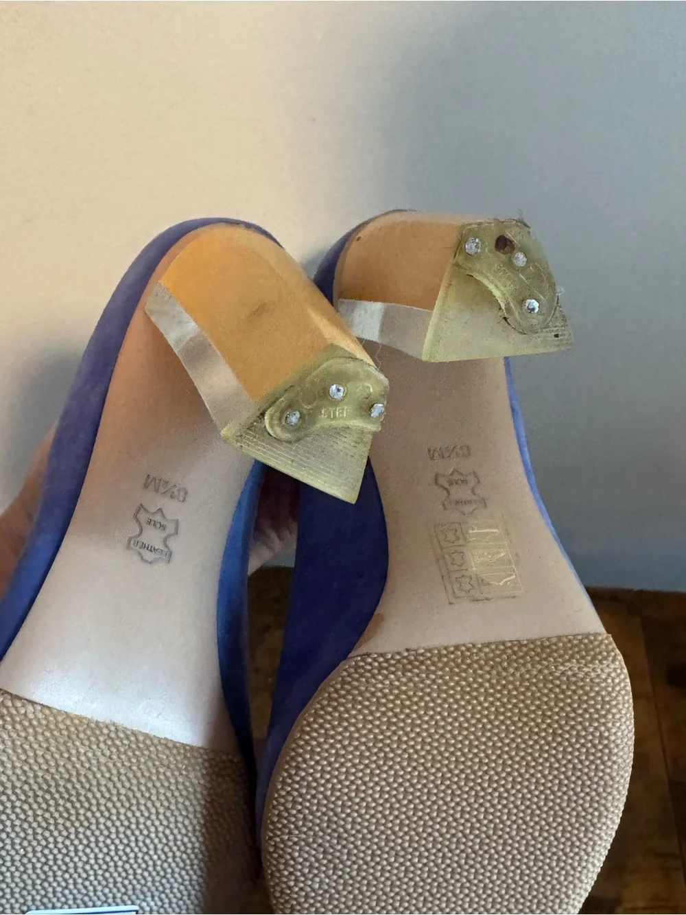 Tory Burch Blue Suede Pointed-Toe Block Heel Pumps Size 8 1/5